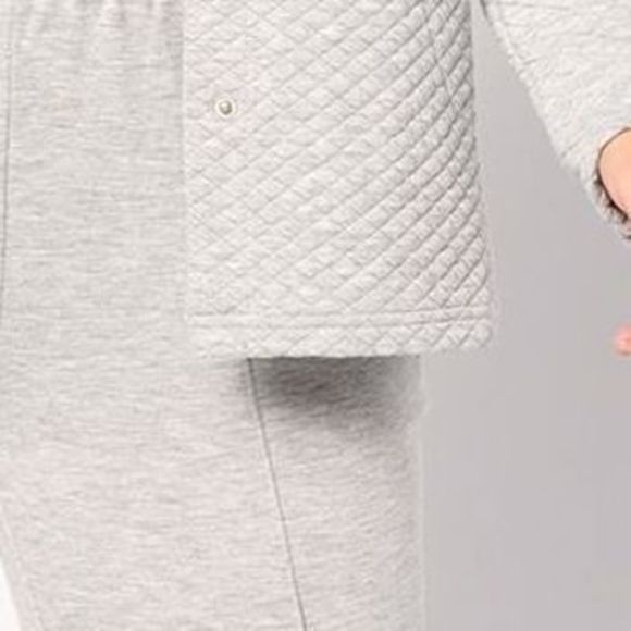 MUK LUKS Women's Petite Sleepwear PS -Piece Quilted Shacket Gray A618774 - Picture 2 of 7